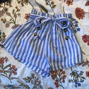 NWOT Paperbag shorts